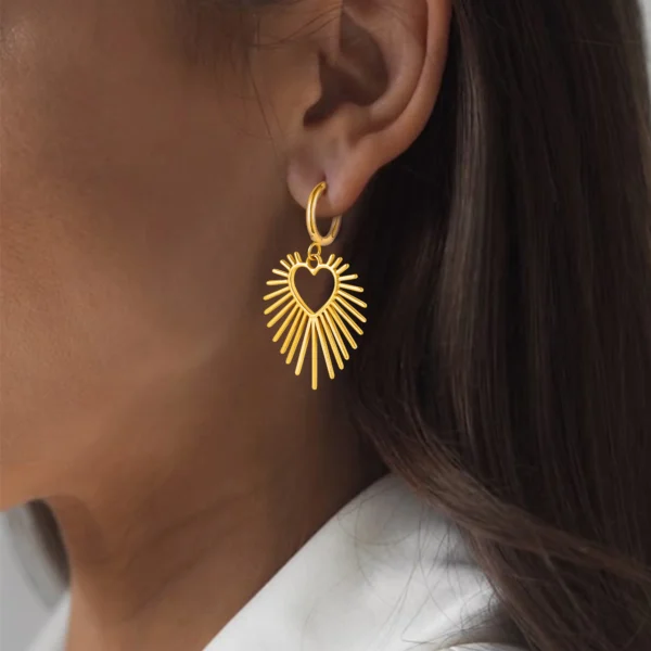 H3ba0ee9763fb48c9912d0b0a5aa5f0e1A.webp Trendy Gold Heart Dangle Earrings Gold Plated Drop Earrings Sparkling Dainty Earring for Woman