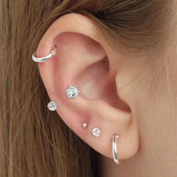 Custom Stainless Steel Horseshoe Lip Piercing Clear Zircon External Thread Cartilage Helix Ear Piercing Jewelry